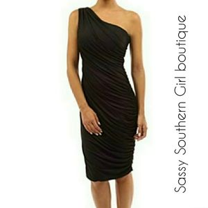 🆕⭐ Black ruched one shoulder Grecian dress⭐